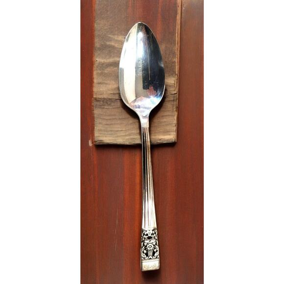 ONEIDA Community Silver Plate CORONATION Pattern Oval Dessert Soup Spoon 7 3/8" - Picture 1 of 6